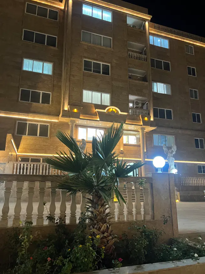 فروش آپارتمان 146متری 3 خواب C2 دونبش(n3892)