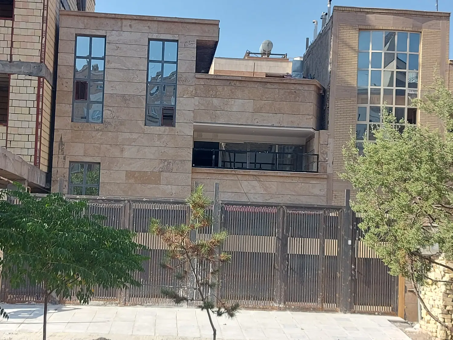 ویلایی دو طبقهc1