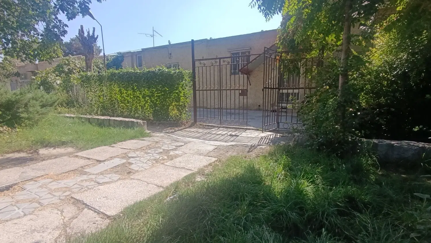 فروش یا معاوضه خانه ویلایی محله b1