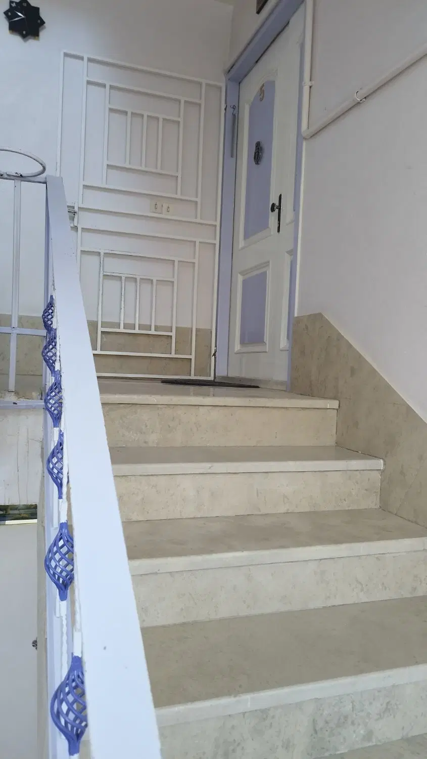 فروش آپارتمان دوخواب 78 متری B7 - سند تکبرگ (n3898)