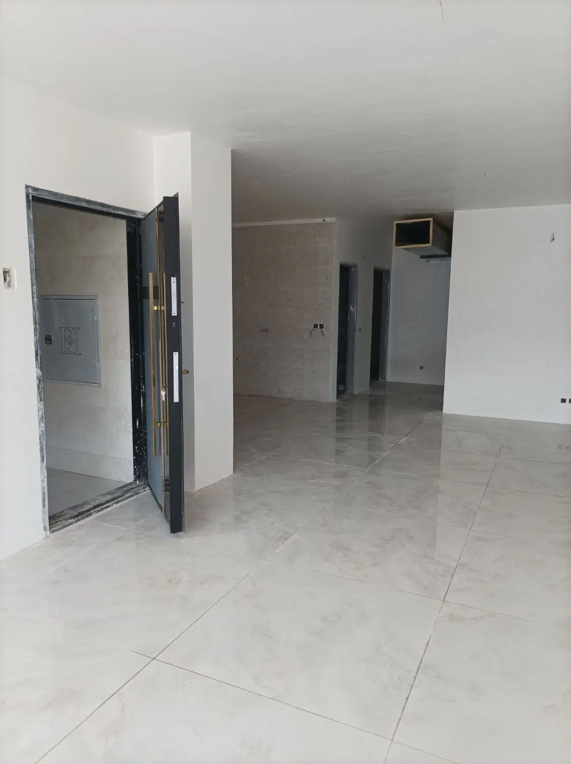 اجاره ویلایی 140 متر دو خواب C3 طبقه همکف حیاط دار (n4246)