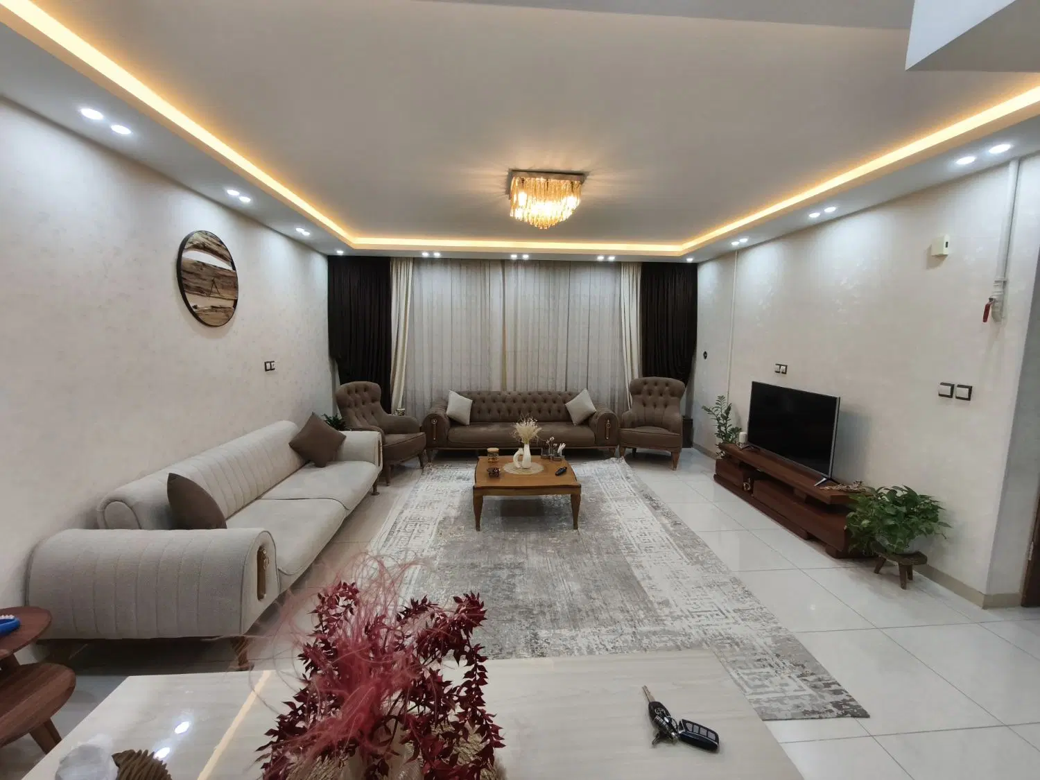 فروش آپارتمان دو خواب 95 متری B6 - سند تکبرگ تیپ ذوب آهنی (n3775)
