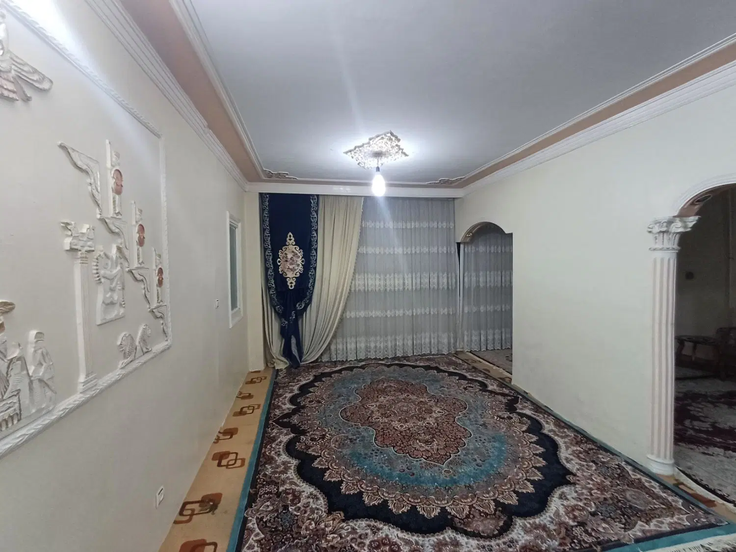 آپارتمان ۳خوابه محله ب۵ طبقه دوم ۱۷۶متری